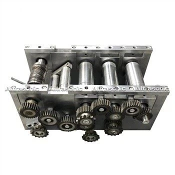 N95およびフラットマスクフィルム製造機用ローラーセット